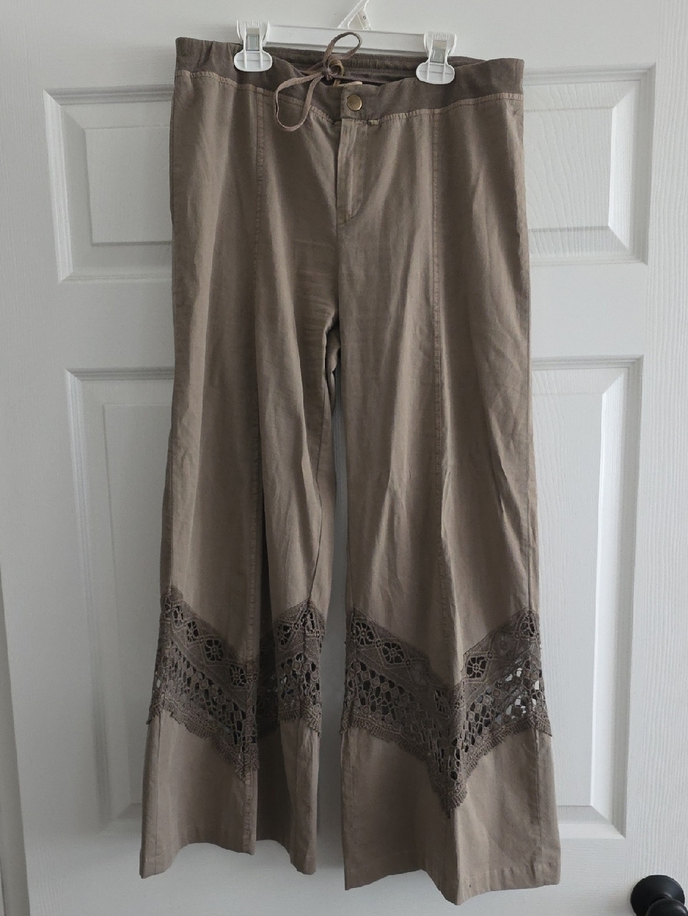 XCVI Lakewood Wide Leg Cropped Palazzo Pants with Crochet Lace Detail Size M